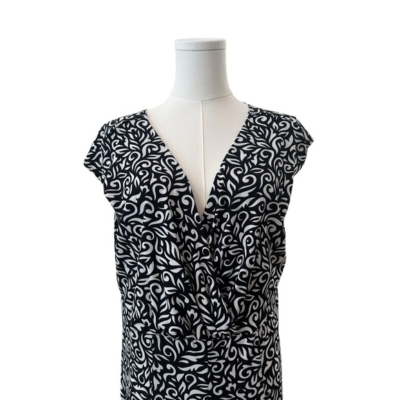 Women's 3X V-Neck Cap Sleeve Black White Shift Midi Career Casual PLUS Dress - Picture 2 of 6